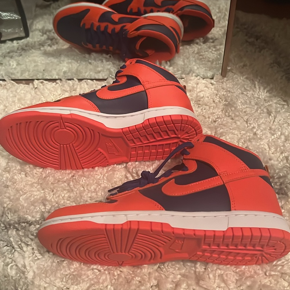 Knicks color dunks brand new NO BOX